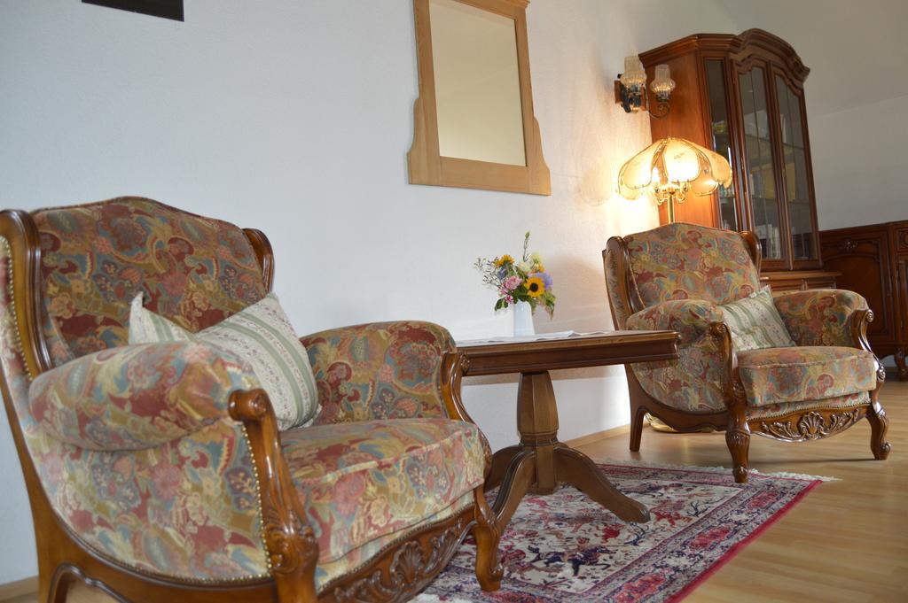 فندق كابيلروديكفي  Gasthaus Hirsch المظهر الخارجي الصورة